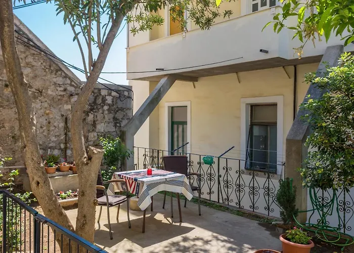 아파트 Sunny Mara