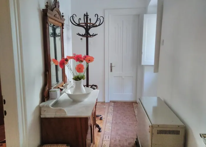 Sunny Mara Dubrovnik