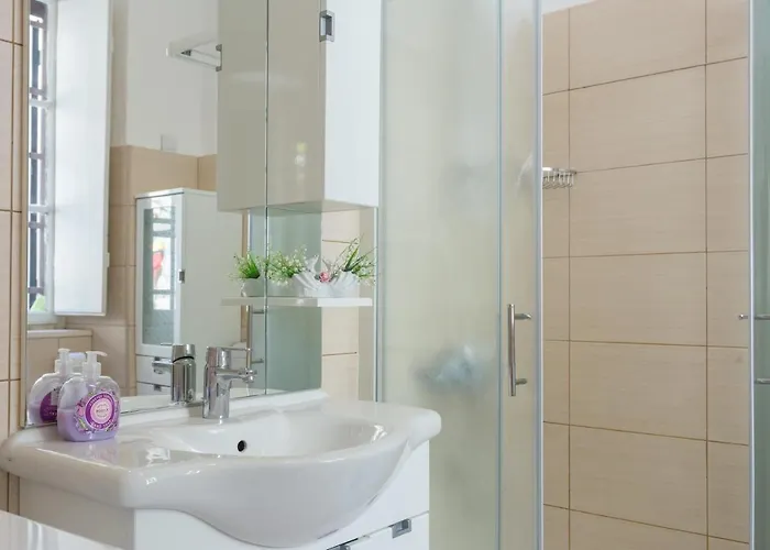 Sunny Mara Dubrovnik